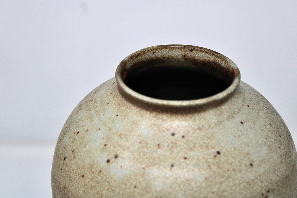 vase no.2 (collection no.1)