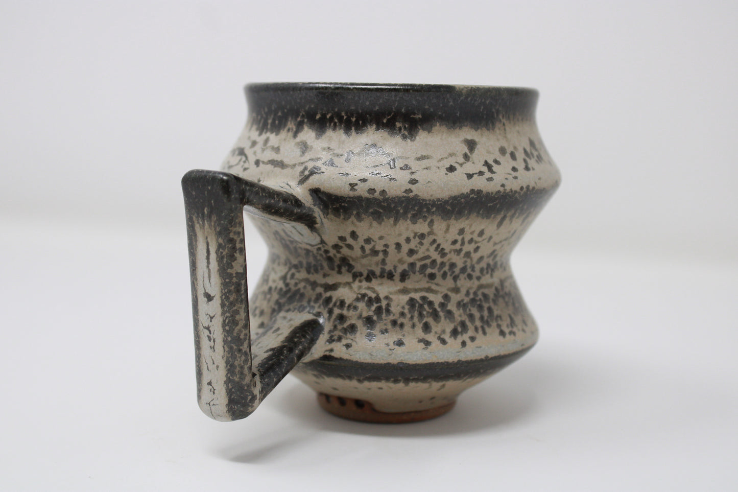 angle mug