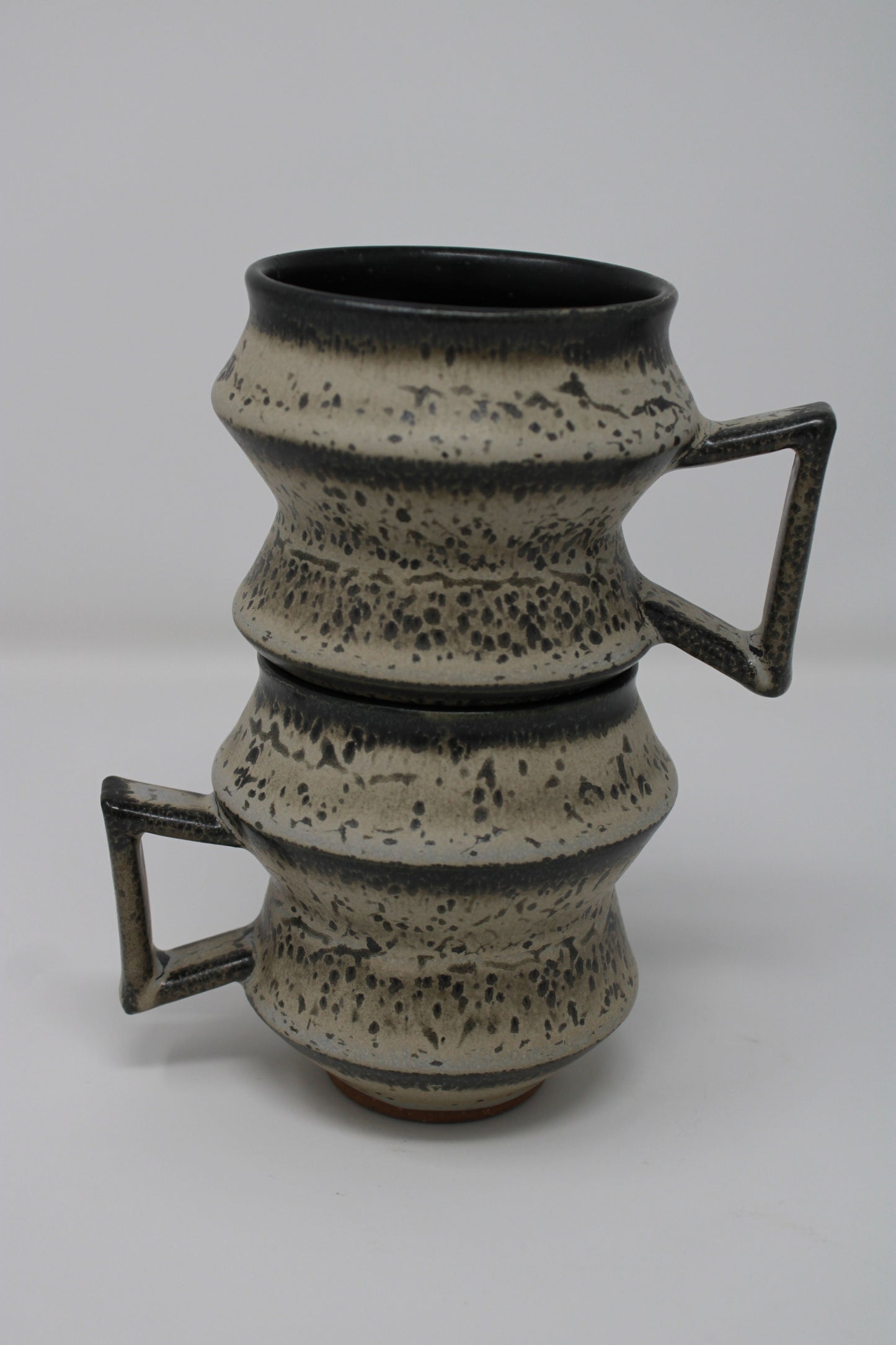 angle mug