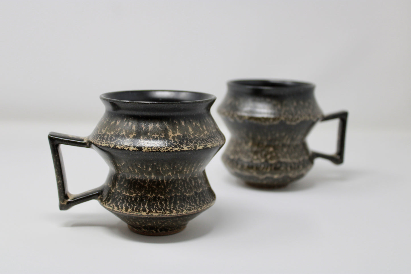 angle mug